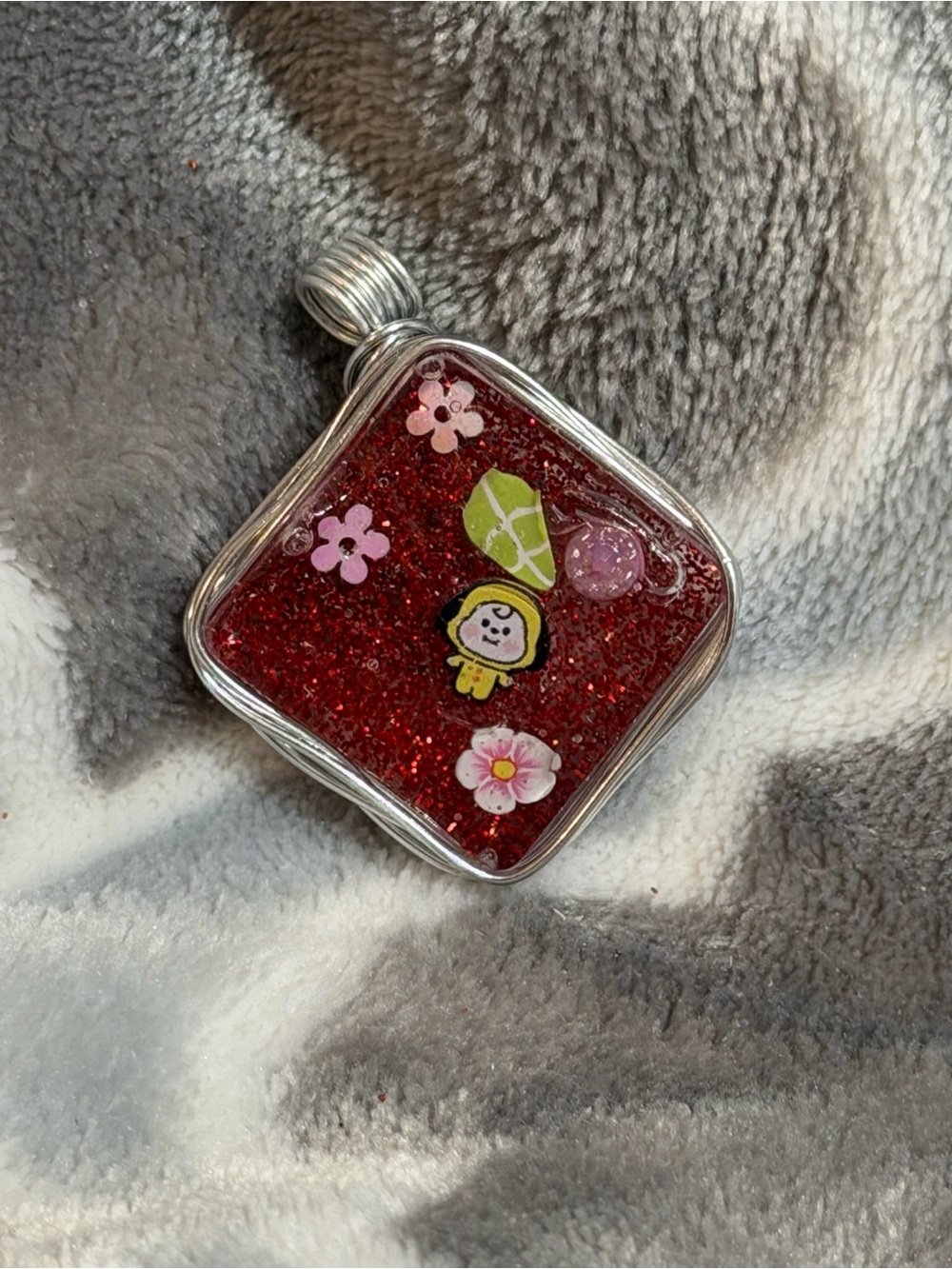 Handmade Red Glitter Floral Square Pendant Necklace k-pop inspired